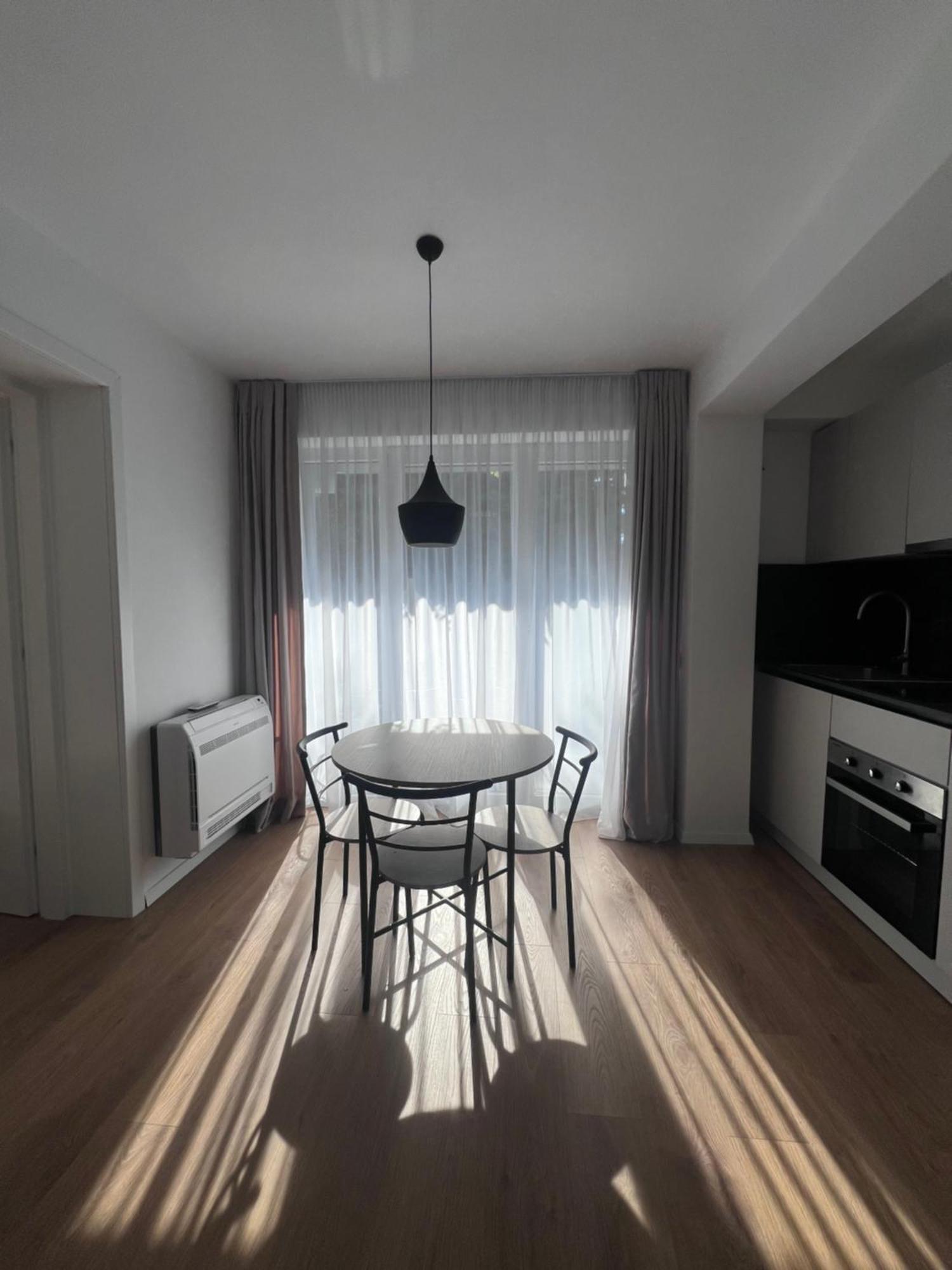 Apartment Modern In